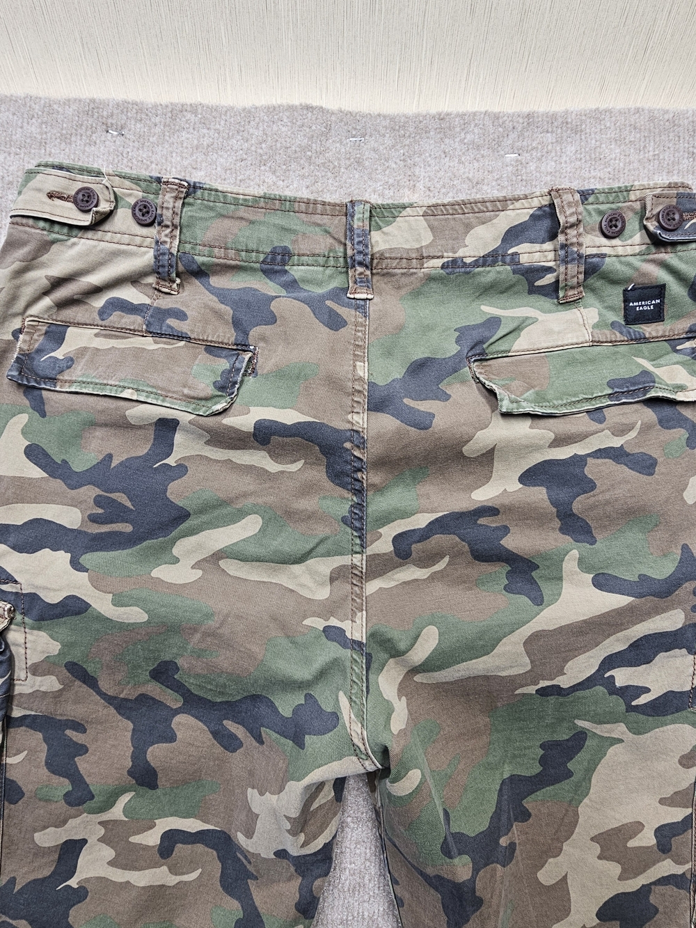 American Eagle Y2K Camo Cargo Pants 33x34 Utility Military Streetwear - Picture 5 of 10